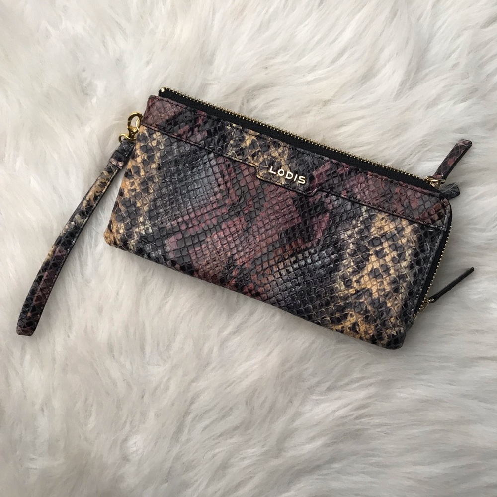 LODIS Wristlet